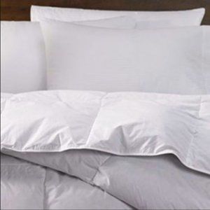 Hilton Down Duvet Comforter!